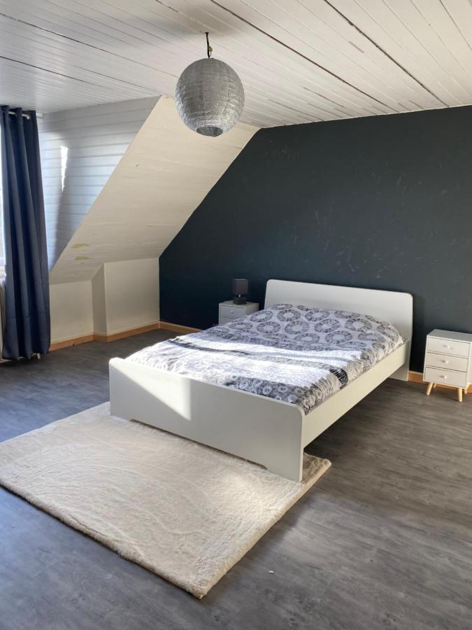 Jolie Maison En Plein Centre Du Guilvinec מראה חיצוני תמונה